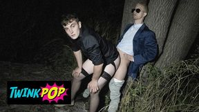 TWINKPOP - A Pee In The Woods Turns Into A Wild Plow With Tom Bacan And Jakob De Lung