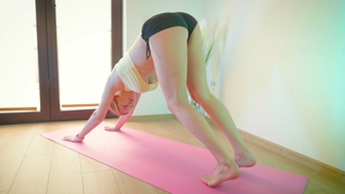 Steamy indoor stretches with curves