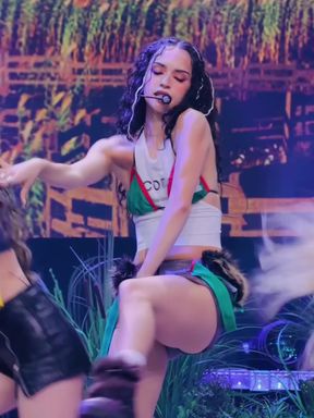 Athletic Latina GF and her bf get wild on the dancefloor