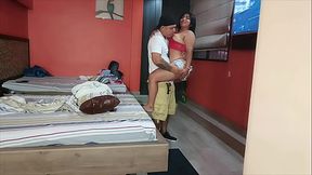 Llego el padrastro a visitar a su putita que rico como la morbosea