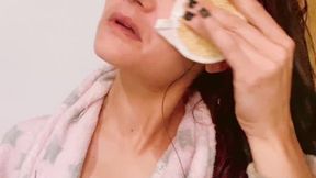 The cigarette dangling from my lips while I do my makeup is really sexy