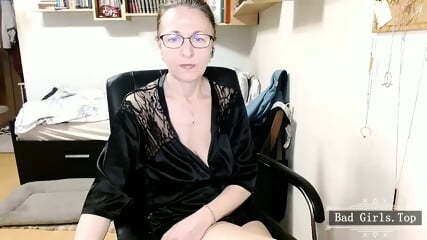 Natural saggy big tits skinny webcam mature