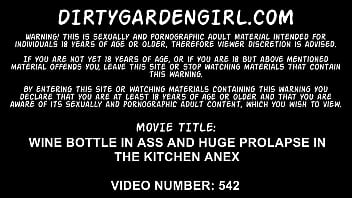 bottle in ass and huge prolapse in the kitchen anex Dirtygardengirl