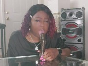 Ebony Ts Throats Dildo