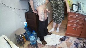cum in mother-in-law&#039;s mouth after jerking off and deep blowjob