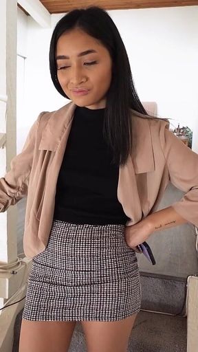 Broke Asian Realtor Avery Black Pays Contractor with Deepthroat & Facial Bliss