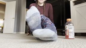 Sweaty Hiker Girl Foot Worship and Cum Task