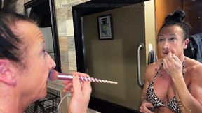 Goddess gets itchy from glam makeup