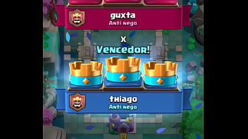Ganhei do Gustavo no Clash Royale