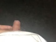 夜の公園で露出立ちション！ベンチの上からいっぱい放尿しちゃいます。