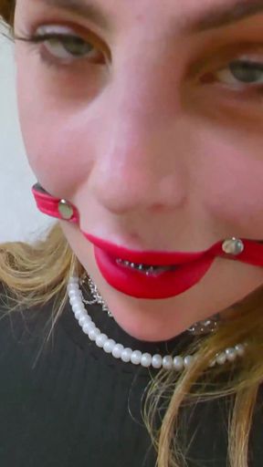 Dia's Hot Vibro Play with Toby Dick!   Clip 1