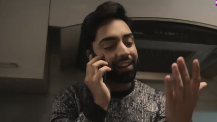 DOST KE SAMNE DOST KI BIBI KO CHODA_1