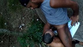 fui na trilha e soquei meti rola no carinha que tava la