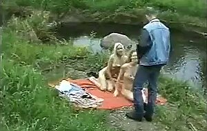 Svenska Linda Thoren och Jessica