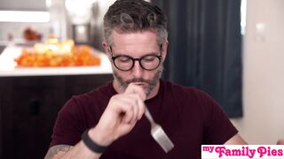 Demi Hawks & Liz Jordan Infuse Thanksgiving Dinner With Spirit of Pussy