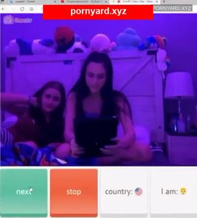 Teen flashes public webcam in naughty solo show