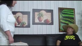 Age Gap Passion: Mature Woman Devours Vintage Cock&#x1F32D;