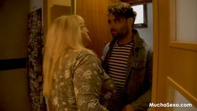 Caught in the Shower by Thick Mature Spanish Mamacita at MuchaSexo