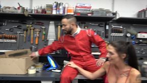 avec deux mecs, aurrora, 23ans, est volcanique !