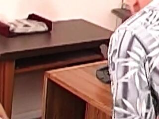 Leidenschaft entgleist in einer hemmungslosen Nacht mit