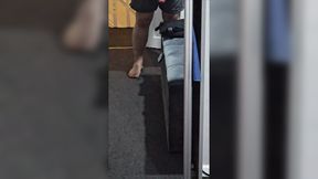 Step mom pulled out step son dick of 9 inch for a handjob