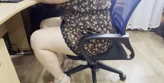 Horny Moroccan MILF Fingered Herself on the Table