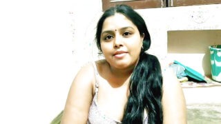 Σκληρό πορνό σπιτική ταινία με ώριμη Ινδική πόρνη παίρνει άγριο πρωκτικό σεξ