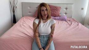 PutaLocura - Turista bimbo de grandes tetas Michu es pillada por Torbe y traga su leche