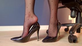 Seductive Legs Of Stella - Dark Dots Pantyhose - MIX