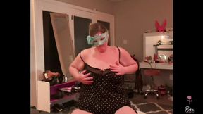 Sitting in Blueberry Pie