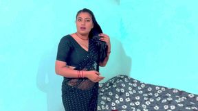 Stepmom Shared single bed and made stepson happy, full Hindi audio