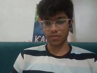 neeraj phone play