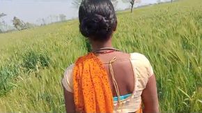 Desi Bhabhi Fucked in the Wheat Field by Hasband