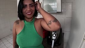 Na cozinha peladinha e safadinha vem cozinhar comigo