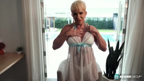 62-year-old Jean Lo's naked tits and fingered pussy show