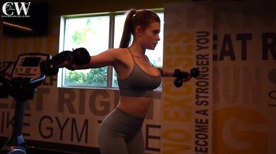 Chloe Wildd fucking a stranger at the gym, he didn't have a condom so he fucked my ass