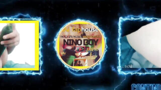 Mladá evropská amatérka s bublinovým zadkem a neobřezaným penisem jezdí na dildu při sólové masturbaci