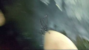 Adoro levar as amigas pra chupar pau no gloryhole enquanto o marido fica em casa esperando eu voltar
