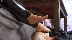 Amazing Weronika Gives Her Feet To Khaleesi's Nose - Pantyhose Part