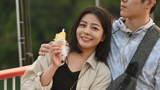 Horny couples bangs until pussy creampied after date