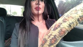 drive com musculoso sexo completo sem cortes no carro gozou na minha boca tudo.