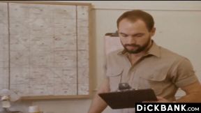 Muscular Gay Gives Amazing Blowjob