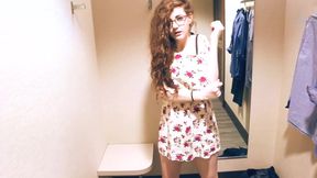 Tinder date wanted my dick in dressing room