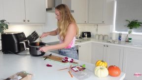 Cooking with Stepmommy Free Video