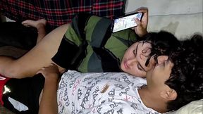 Jugando free fire con mi dua y me chupa la verga para que pierda la partida ALISON X FANTASIAHARD