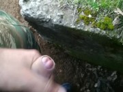 Greek Army Guy jerks off outdoor- χύνω έξω στο στρατόπεδο