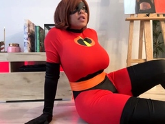 Emily Cheree Elastagirl Cosplay