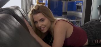 Bootylicious Stepdaughter Wants Fuck