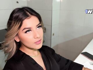 Hawt golden-haired real state agent bangs her clients jock, juicy vagina banged balls unfathomable - Naty Delgado