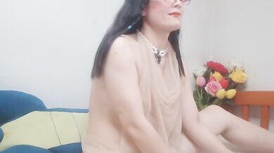 Tiny Tit'S Pussy Begs Under Loose Dress